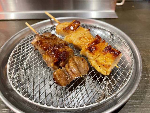 ホルモン焼きうどん 夕凪的实拍高清图