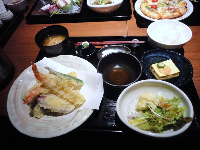 日本酒と炭火焼 藤丸的實拍高清圖