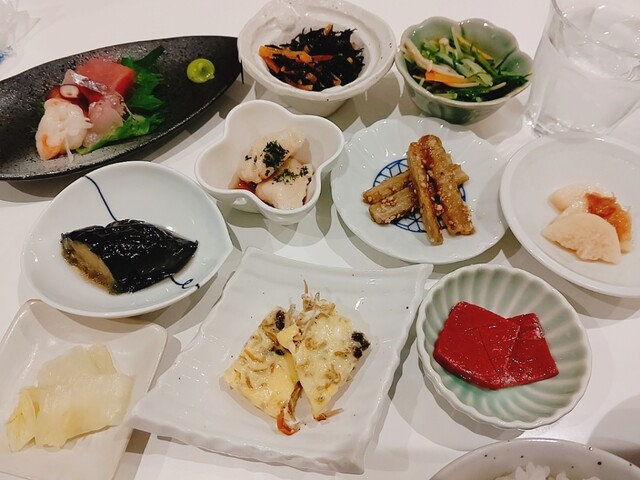 食堂・弁当・酒 エソラ的实拍高清图