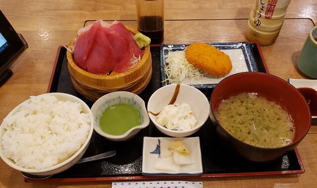 磯丸水産 池袋サンシャイン通り店的实拍高清图