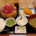 磯丸水産 池袋サンシャイン通り店的实拍图