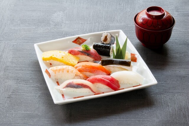 旭鮨総本店 成城学園店的實拍高清圖