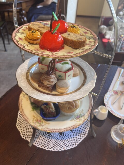 recommendations image for salon de the Tea shot