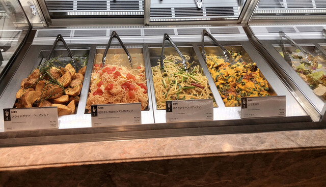 PARIYA DELICATESSEN 渋谷東急フードショー店的實拍高清圖