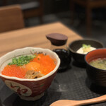 うに小屋 渋谷店的實拍圖