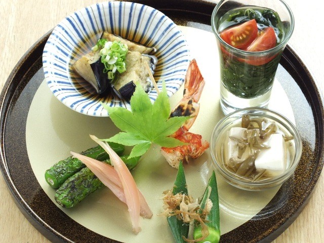 小料理バル 斉藤商店的实拍高清图
