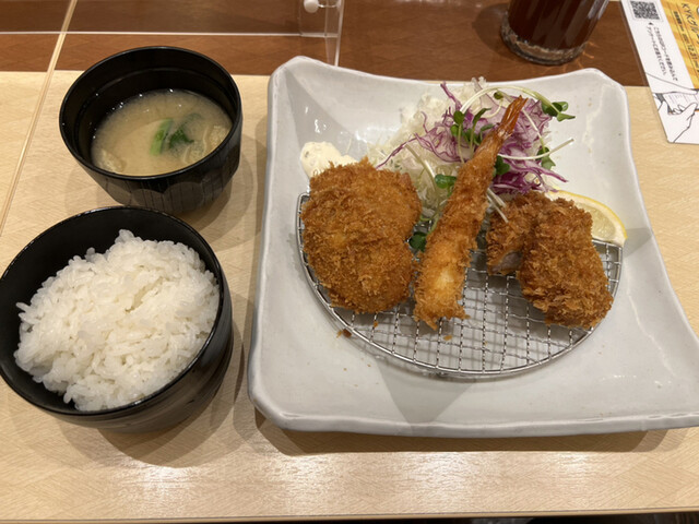 とんかつKYK ナンバ店的实拍高清图