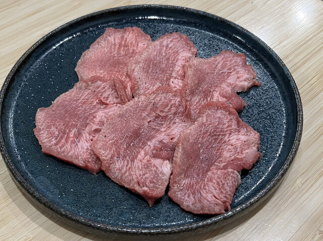 割烹焼肉 花火的实拍高清图