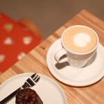 吉田たばこ店+MAMEBACO COFFEE的實拍圖