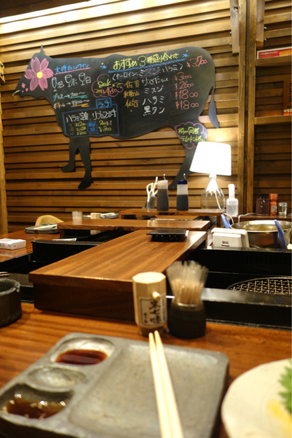 焼肉萬野 心斎橋店的實拍高清圖