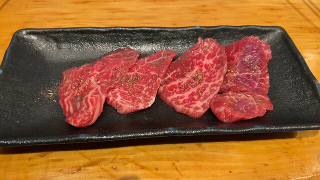 立喰い焼肉 治郎丸 渋谷店的實拍高清圖