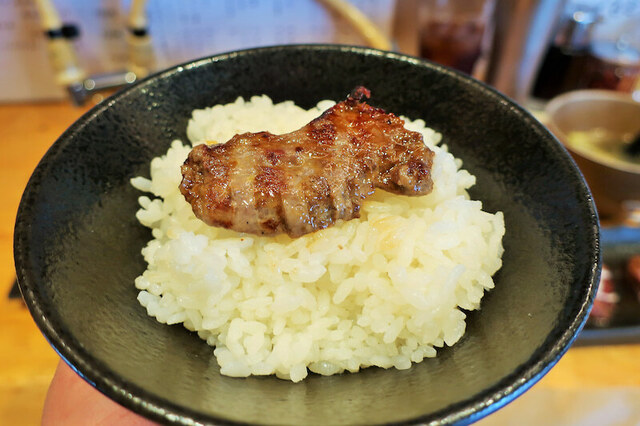 立喰い焼肉 治郎丸 渋谷店的實拍高清圖