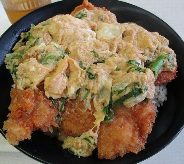 大阪工業大学 中央食堂的實拍圖