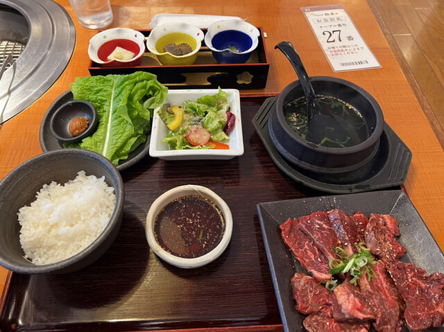 松屋 箕面店的實拍高清圖