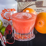 バー クラ クラ的实拍图