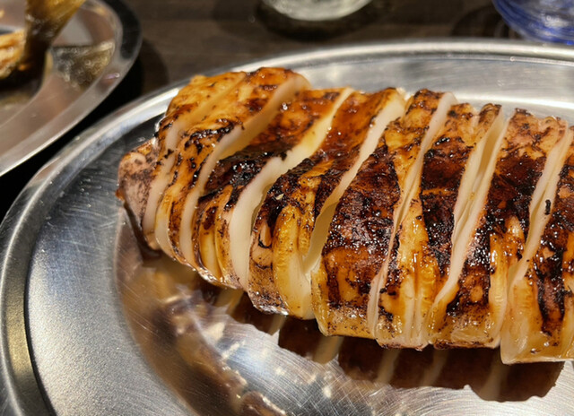 炉ばた屋 鶴吉 出抜小路店的实拍高清图