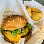 フレッシュネスバーガー 大森店的實拍圖