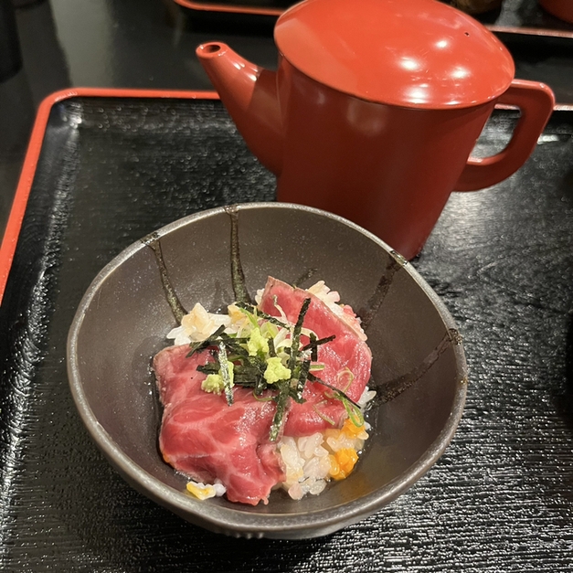 焼肉食道しんしん 宇治小倉店的实拍图