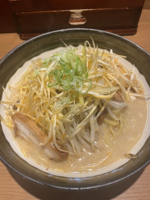 いと井 東京ラーメン横丁店的實拍高清圖