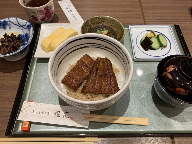炭火手焼き鰻 堀忠 堺東店的实拍高清图
