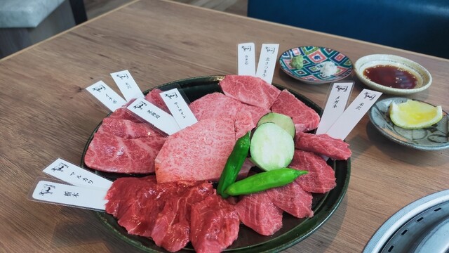 recommendations image for 焼肉 The INNOCENT CARVERY 新丸ビル店