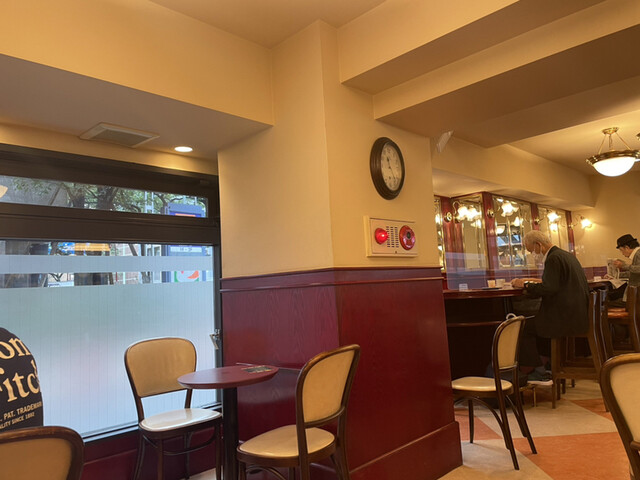 recommendations image for カフェ・ベローチェ 中野店