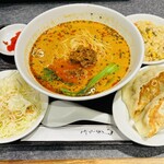 餃子の王様 龍吟 ダイバーシティ店的实拍图