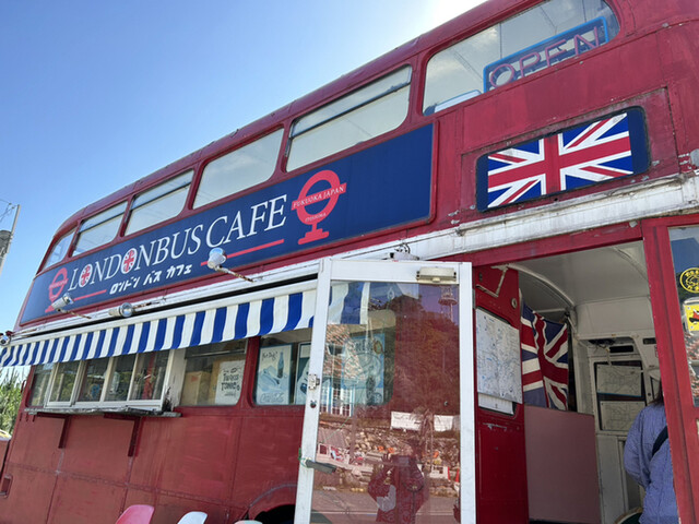 ロンドンバスカフェ的實拍高清圖
