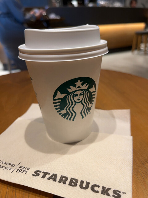 スターバックスコーヒー シモキタエキウエ店的實拍高清圖