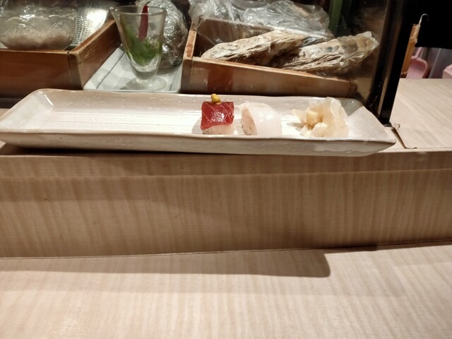 鮨・割烹 花絵巻的实拍高清图