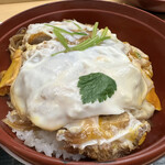 とんかつ伊勢  新宿野村ビル店的實拍圖