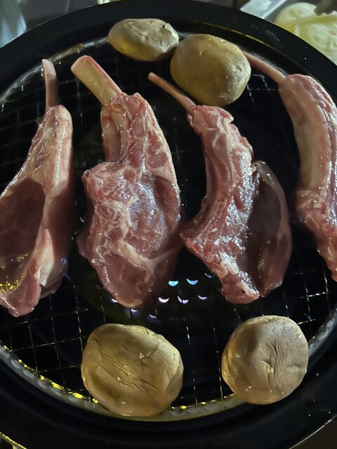 食と緑の空中庭園的实拍高清图