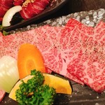 黒毛和牛専門店　焼肉こまち的实拍图
