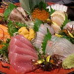 北海道海鮮・離れ情緒～ 西５東３～ 新宿東口店的實拍圖