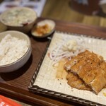 中国茶房8 GEMSなんば店的实拍图