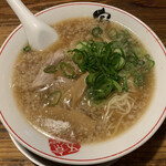 熟成細麺 宝屋 西小路五条店的實拍圖