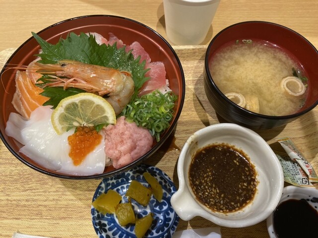 海鮮丼・天ぷら 博多 喜水丸 博多阪急店的實拍高清圖