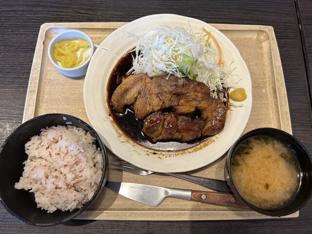 やきとん チャールストン 品川シーズンテラス店的實拍高清圖