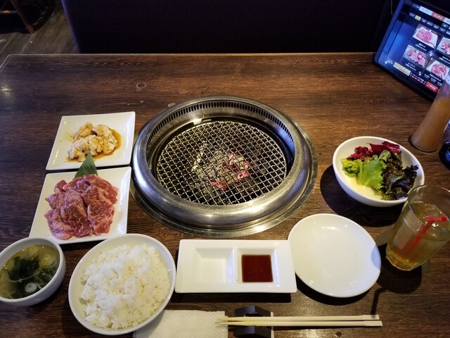 和牛焼肉ブラックホール 池袋西口店的实拍高清图