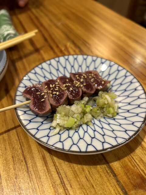 炭火牛串 にくまる的实拍高清图