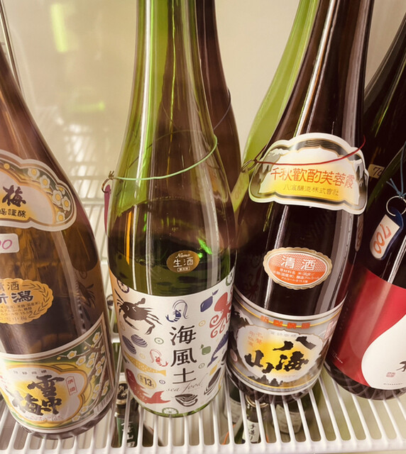 鮨角打ち・裏酒商たかの的实拍高清图