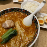 寿限無 担々麺的實拍圖