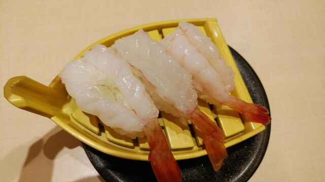 回転寿し魚まる的实拍高清图