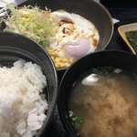 吉野家 浅草駅前店的實拍圖