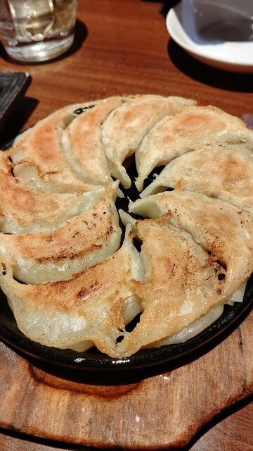 博多餃子舎 鉄なべ 西池袋店的實拍高清圖
