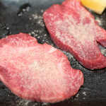 立喰い焼肉 治郎丸 秋葉原店的實拍圖