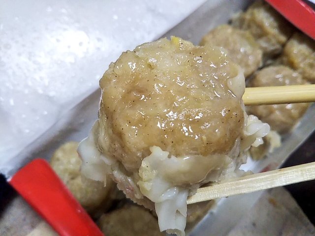 551蓬莱 エキマルシェ新大阪店的實拍高清圖