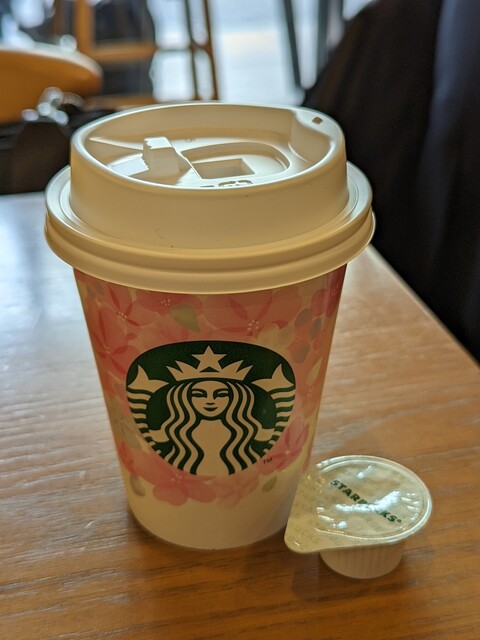 スターバックス・コーヒー 四谷3丁目店的實拍高清圖