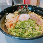 東京油組総本店 赤坂見附組的实拍图