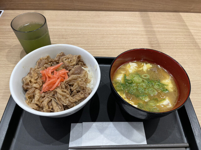松屋 難波千日前店的實拍高清圖